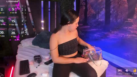 Maya online show from December 20, 3:36 am