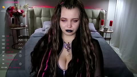 Maya Mils online show from December 9, 1:07 am