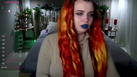 Maya Mils online show from December 27, 1:11 am