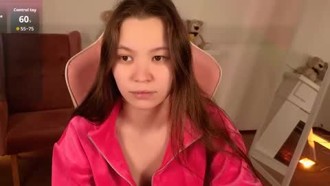 Maya online show from April 2, 6:33 am