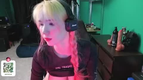 Maya Viola online show from May 16, 10:36 am