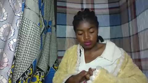 Snapshot of mayajadorelie chatting on September 11, 6:14 am charlesia online show from September 11, 6:14 am