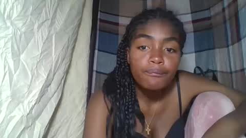 Snapshot of mayajadorelie chatting on September 24, 9:52 am charlesia online show from September 24, 9:52 am