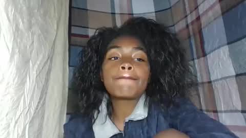 Snapshot of mayajadorelie chatting on September 13, 11:13 pm charlesia online show from September 13, 11:13 pm