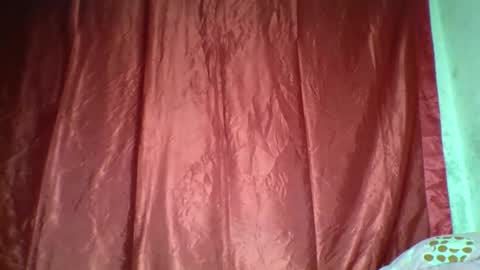 Snapshot of mayajadorelie chatting on October 14, 1:35 pm charlesia online show from October 14, 1:35 pm