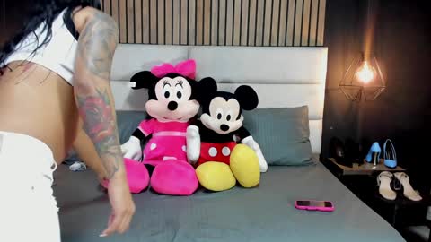 Nicolle Ruselle   Hello my lovely  schedule for great fun from  630 am and end 800 pm Colombian time I wait for you online show from February 6, 11:09 am