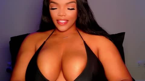 MayBabi online show from May 21, 11:08 am
