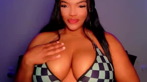 MayBabi online show from May 17, 11:20 am