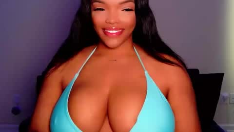 MayBabi online show from May 26, 12:04 pm