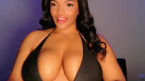 MayBabi online show from January 18, 2:02 pm