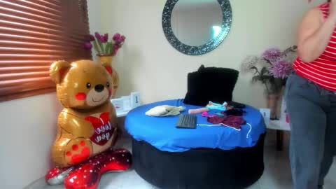 Maye  online show from March 24, 12:43 pm