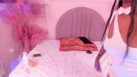 mayevanss online show from October 16, 5:21 am