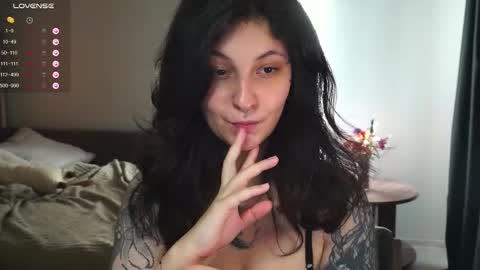 Snapshot of maymary_ chatting on September 30, 6:41 am Mary . online show from September 30, 6:41 am
