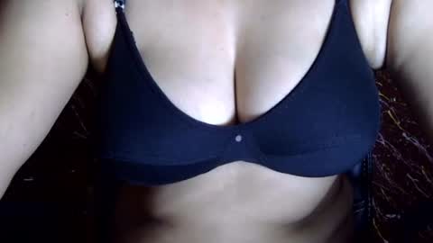 Mayra online show from October 3, 4:50 am