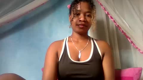 mayrah online show from May 12, 6:21 am