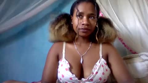 mayrah online show from May 6, 7:34 am