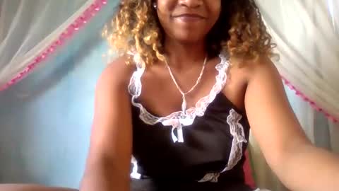 mayrah online show from May 23, 7:28 am