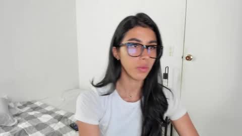 mazikeen_18 online show from May 5, 1:14 pm
