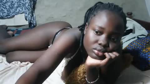 Snapshot of mdivah chatting on February 20, 6:46 pm mdivah online show from February 20, 6:46 pm