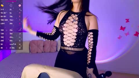 Dina online show from February 22, 9:16 pm