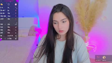 Dina online show from May 6, 9:19 pm