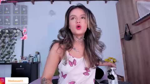 medussa13 online show from March 28, 12:15 pm