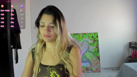 Snapshot of meduza_sexy_caramel chatting on December 2, 3:12 pm Baio online show from December 2, 3:12 pm