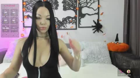 Megan online show from October 21, 3:21 am