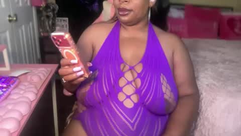 Southern Peach online show from May 9, 2:24 am