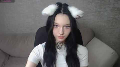 mefwhOre online show from February 28, 3:26 pm