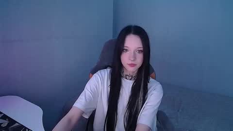 mefwhOre online show from October 9, 5:39 pm