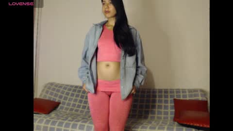 Snapshot of meg4nmiau chatting on February 26, 9:33 am Meg4n Miauuuu online show from February 26, 9:33 am