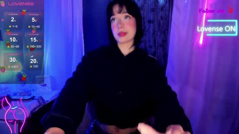 megan   white online show from February 7, 12:53 am