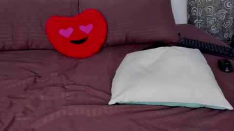 M E G A N online show from February 11, 5:03 pm