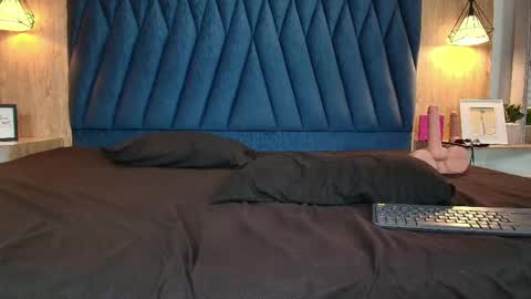 M E G A N  online show from May 22, 7:34 pm