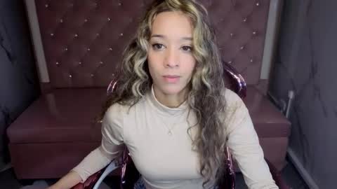 megan_collins_b online show from October 29, 1:04 pm