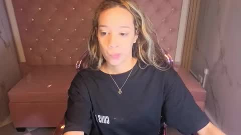 megan_collins_b online show from November 1, 1:26 pm