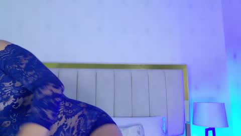Carolina Paez online show from May 4, 12:09 pm