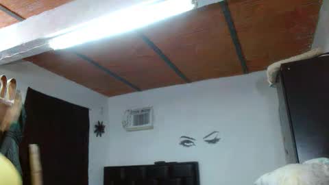 megan_greyxx online show from May 5, 11:13 am