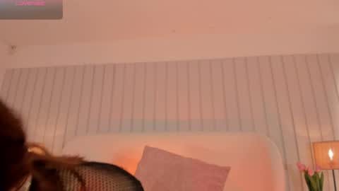 MEGAN online show from May 18, 11:00 pm