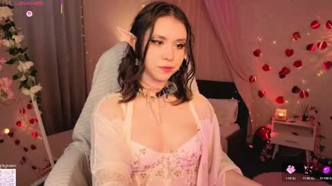 Megan Nelson online show from May 21, 11:41 am