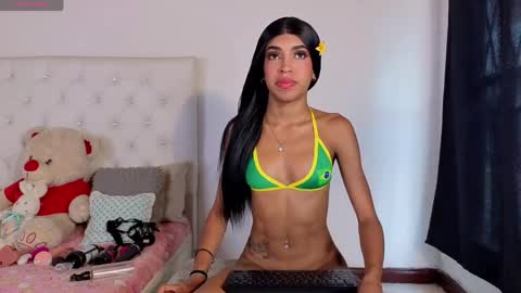 Megan online show from May 15, 6:54 pm