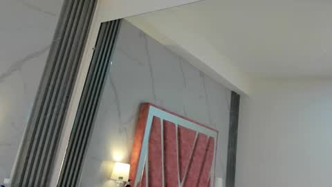 Megan Sweet online show from October 11, 10:01 pm