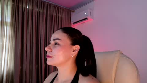Megan M online show from May 25, 1:54 pm
