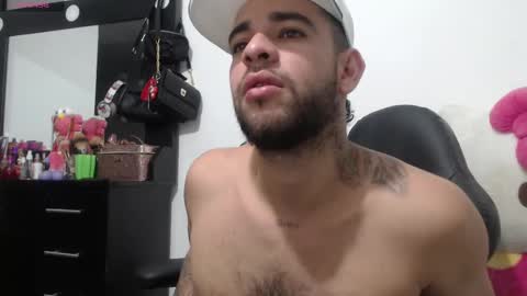 meganfox online show from February 5, 2:19 am