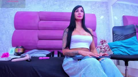 MeganFOXXI  online show from January 11, 9:04 pm