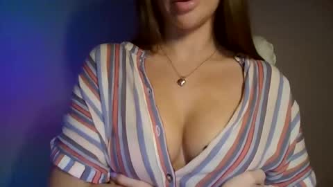 Snapshot of megannmay chatting on September 24, 7:13 pm MegannMay online show from September 24, 7:13 pm