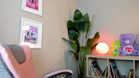 meganpeach_ online show from November 25, 6:04 am