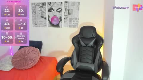 Snapshot of megantarly09 chatting on February 7, 12:31 am MEGAN  online show from February 7, 12:31 am