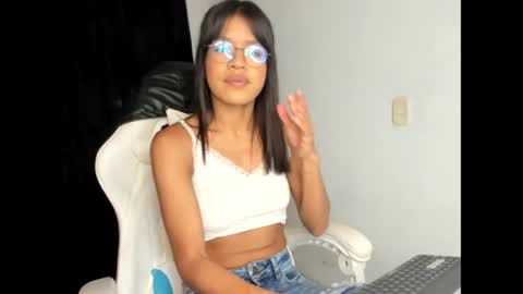 Megan online show from May 20, 7:27 am